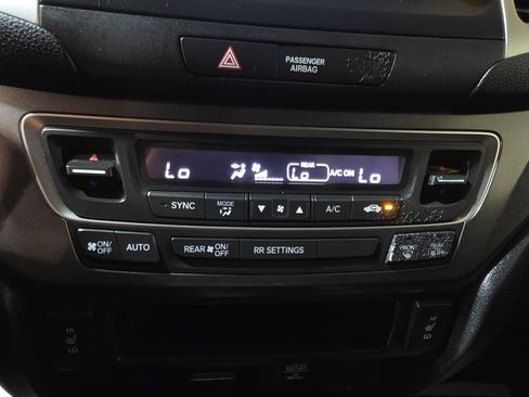 Used 2017 Honda Ridgeline RTL image 16