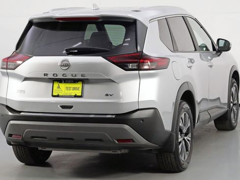 Used 2023 Nissan Rogue SV w/ SV Premium B Package image 46