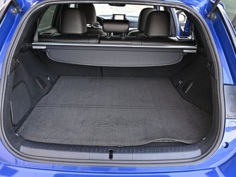 Used 2013 Lexus CT 200h w/ F Sport Pkg w/Nuluxe Trim FWD image 29