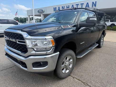 Used 2024 RAM 2500 Big Horn w/ Bed Utility Group AWD/4WD image 2