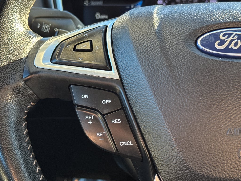 Used 2019 Ford Fusion SE w/ Equipment Group 151A FWD image 18