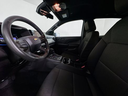 Used 2023 Chevrolet Colorado W/T image 21