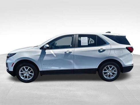 Used 2024 Chevrolet Equinox LT w/ LPO, Floor Liner Package AWD/4WD image 5