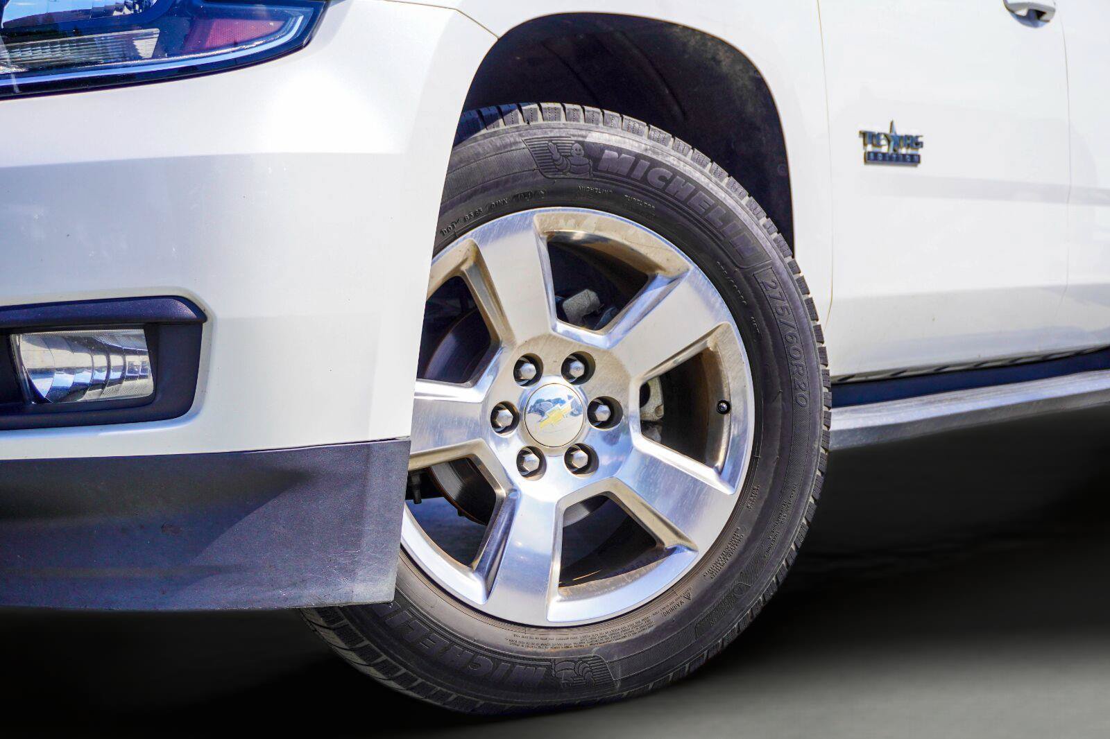 Used 2017 Chevrolet Tahoe LT RWD image 2