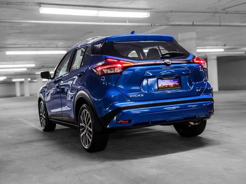 Used 2021 Nissan Kicks SV FWD image 5