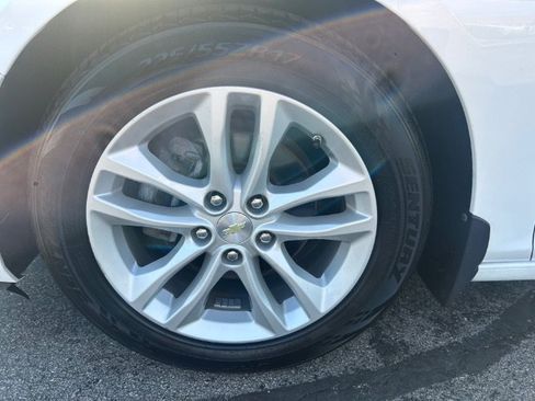 Used 2016 Chevrolet Malibu LT FWD image 22