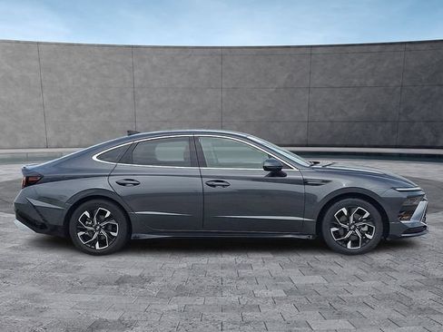 Certified 2024 Hyundai Sonata SEL AWD/4WD image 12
