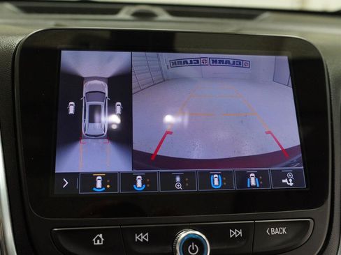 Used 2020 Chevrolet Equinox Premier FWD image 15