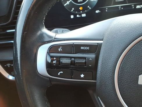 Used 2023 Kia Sportage SX image 12