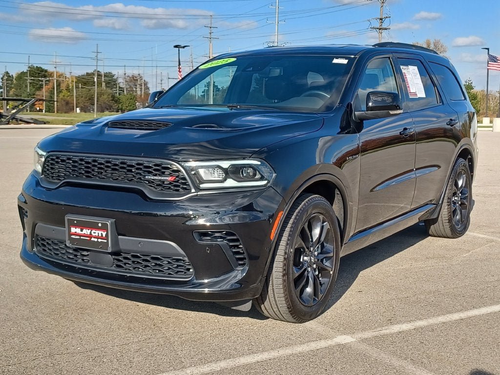 Used 2025 Dodge Durango R/T w/ Blacktop Package AWD/4WD image 2