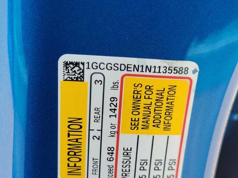 Used 2022 Chevrolet Colorado Z71 w/ Safety Package image 21