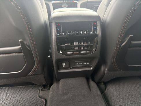 Used 2026 Jeep Grand Cherokee L Summit w/ Advanced Protech Group IV AWD/4WD image 17