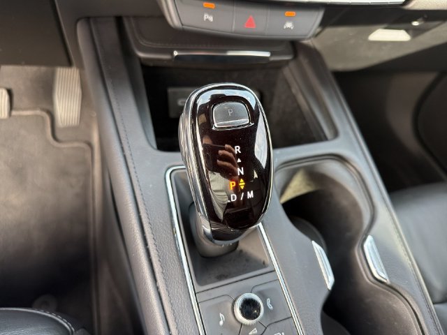 Used 2024 Cadillac XT4 Premium Luxury AWD/4WD image 29