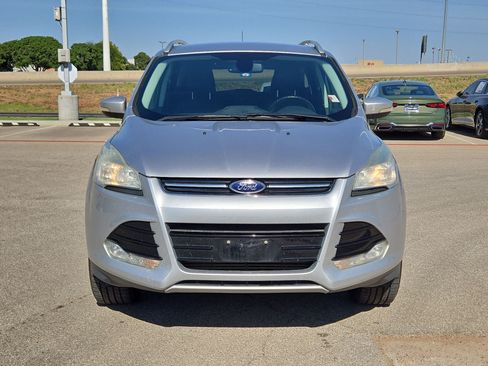 Used 2015 Ford Escape Titanium FWD image 10