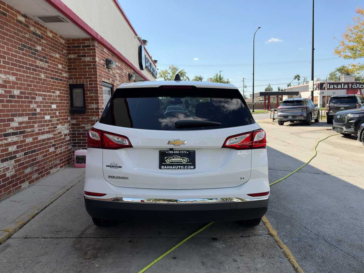Used 2021 Chevrolet Equinox LT FWD image 4