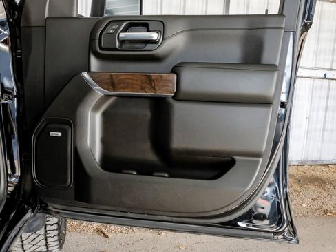 Used 2023 GMC Sierra 3500 Denali w/ Denali Ultimate Package image 48