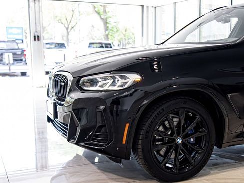 Used 2024 BMW X3 M40i w/ Parking Assistance Package AWD/4WD image 4