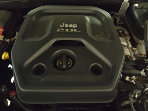 Used 2020 Jeep Wrangler Unlimited Sport S AWD/4WD image 30