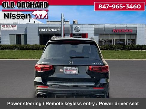 Used 2025 Mercedes-Benz GLB 35 AMG 4MATIC w/ AMG Night Package image 8