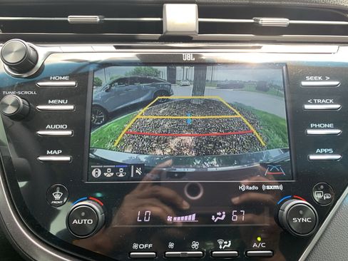 Used 2018 Toyota Camry XSE w/ Driver Assist Package FWD image 25