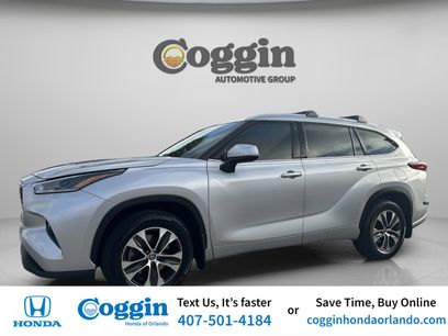 Used 2021 Toyota Highlander XLE