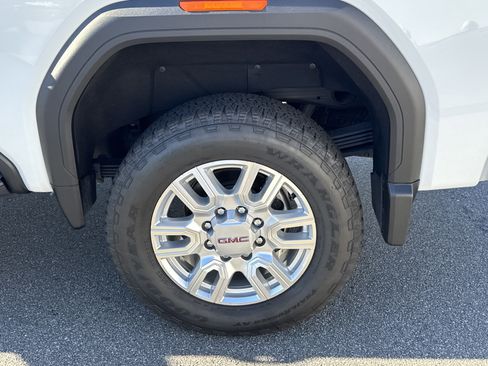Used 2024 GMC Sierra 2500 SLT w/ SLT Convenience Package image 13