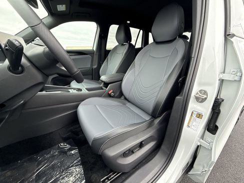 New 2026 Volkswagen Tiguan SE R-Line AWD/4WD image 12