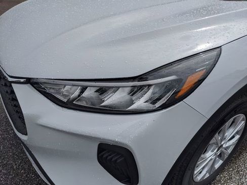 New 2026 Ford Escape Active FWD image 9