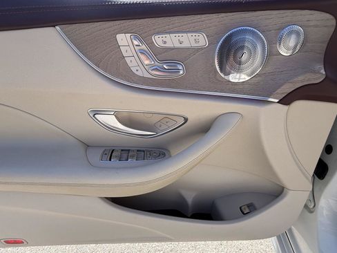 Used 2020 Mercedes-Benz E 450 4MATIC Cabriolet image 22