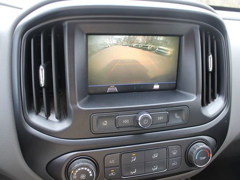 Used 2020 Chevrolet Colorado W/T w/ WT Convenience Package image 26