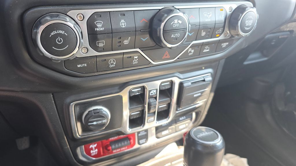 Used 2020 Jeep Gladiator Rubicon AWD/4WD image 20
