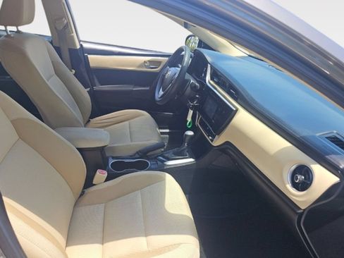 Used 2019 Toyota Corolla LE FWD image 9