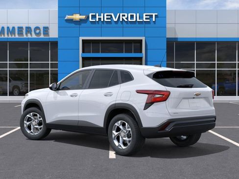 New 2026 Chevrolet Trax LS FWD image 4
