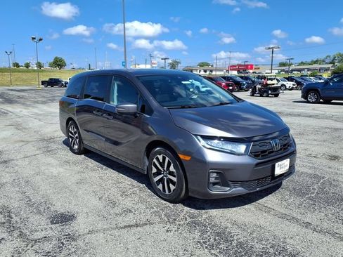 Used 2025 Honda Odyssey EX-L image 5