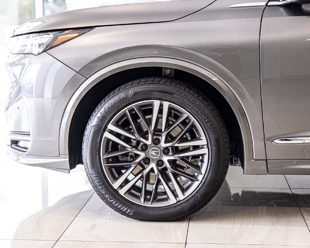 Used 2025 Acura MDX w/ Advance Package AWD/4WD image 8