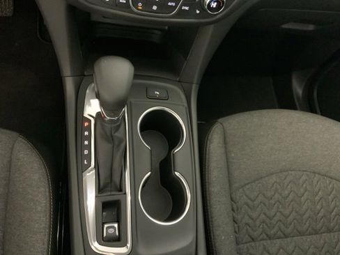 Used 2022 Chevrolet Equinox LT image 23