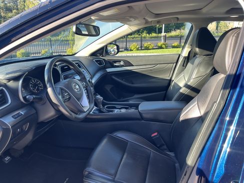 Used 2019 Nissan Maxima 3.5 SL w/ Floor Mat Group FWD image 5