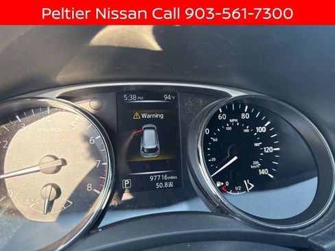 Used 2014 Nissan Rogue SV FWD image 12