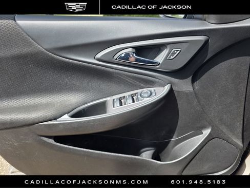Used 2025 Chevrolet Malibu LT FWD image 18
