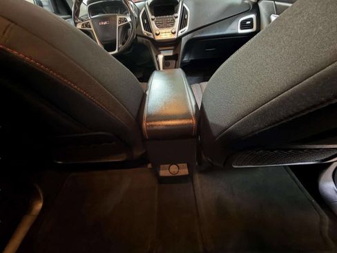 Used 2013 GMC Terrain SLE w/ Chrome Package image 22