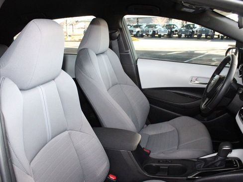 Certified 2026 Toyota Corolla SE w/ SE Package image 40