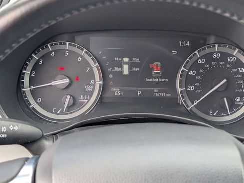 Used 2020 Toyota Highlander XLE FWD image 23