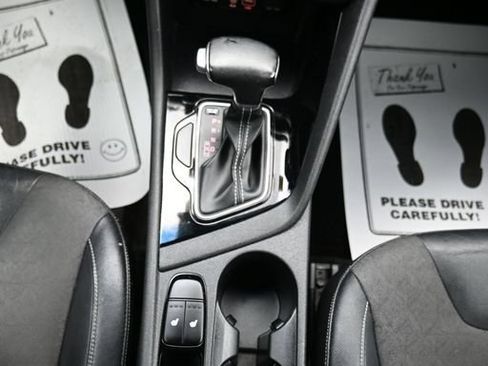 Used 2017 Kia Niro FWD image 20