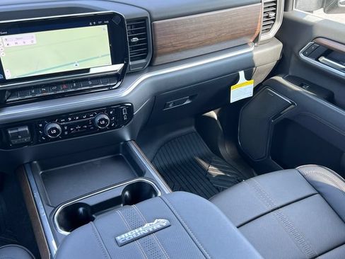 New 2026 Chevrolet Silverado 2500 High Country w/ High Country Premium Package AWD/4WD image 37