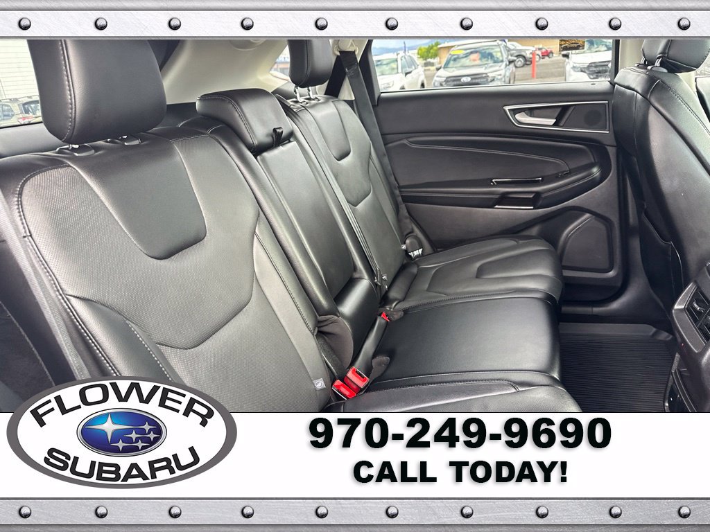 Used 2018 Ford Edge Titanium w/ Equipment Group 302A AWD/4WD image 15