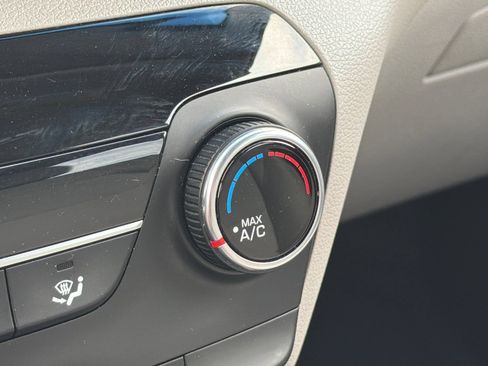 Used 2020 Hyundai Tucson Value FWD image 30