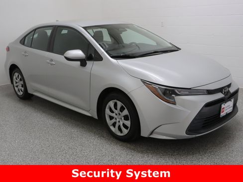Certified 2023 Toyota Corolla LE image 4