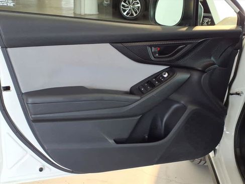 Used 2023 Subaru Crosstrek 2.0i Premium image 10