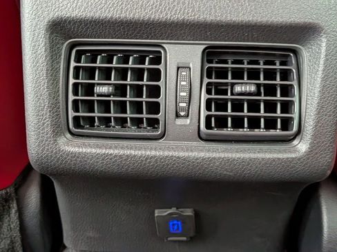 Used 2023 Toyota Camry XSE FWD image 23