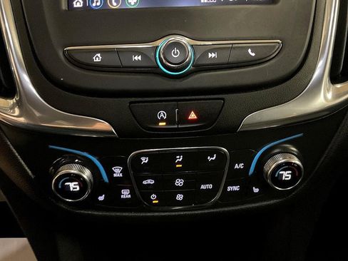 Used 2022 Chevrolet Equinox LT image 21